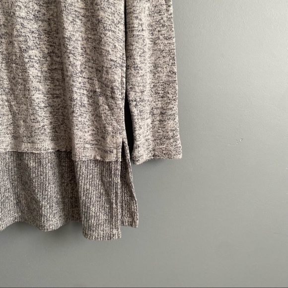 Bobeau Gray Long Sleeves Heather Layered Knit Side Slit Pullover Sweater Size S - Picture 6 of 11